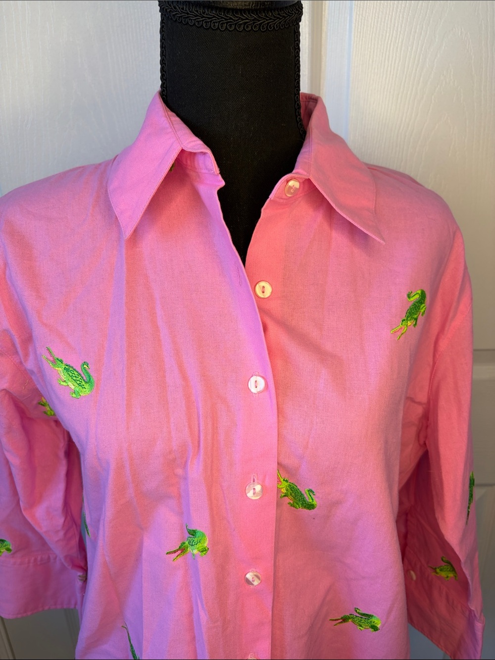 Casey Coleman Pink Cotton Alligator Shirt size Small